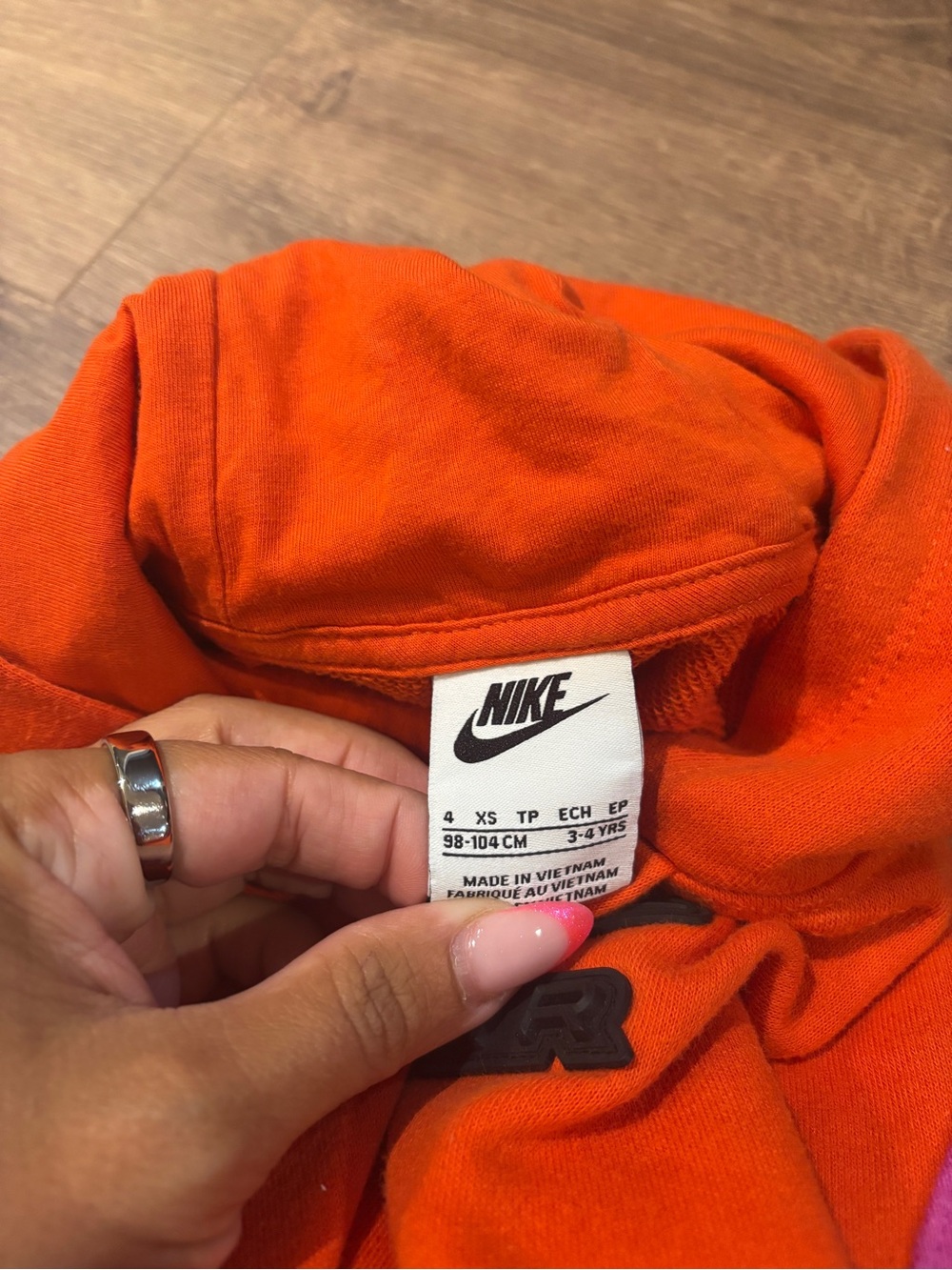 Girl’s Nike Air Set - Picture 3 of 3